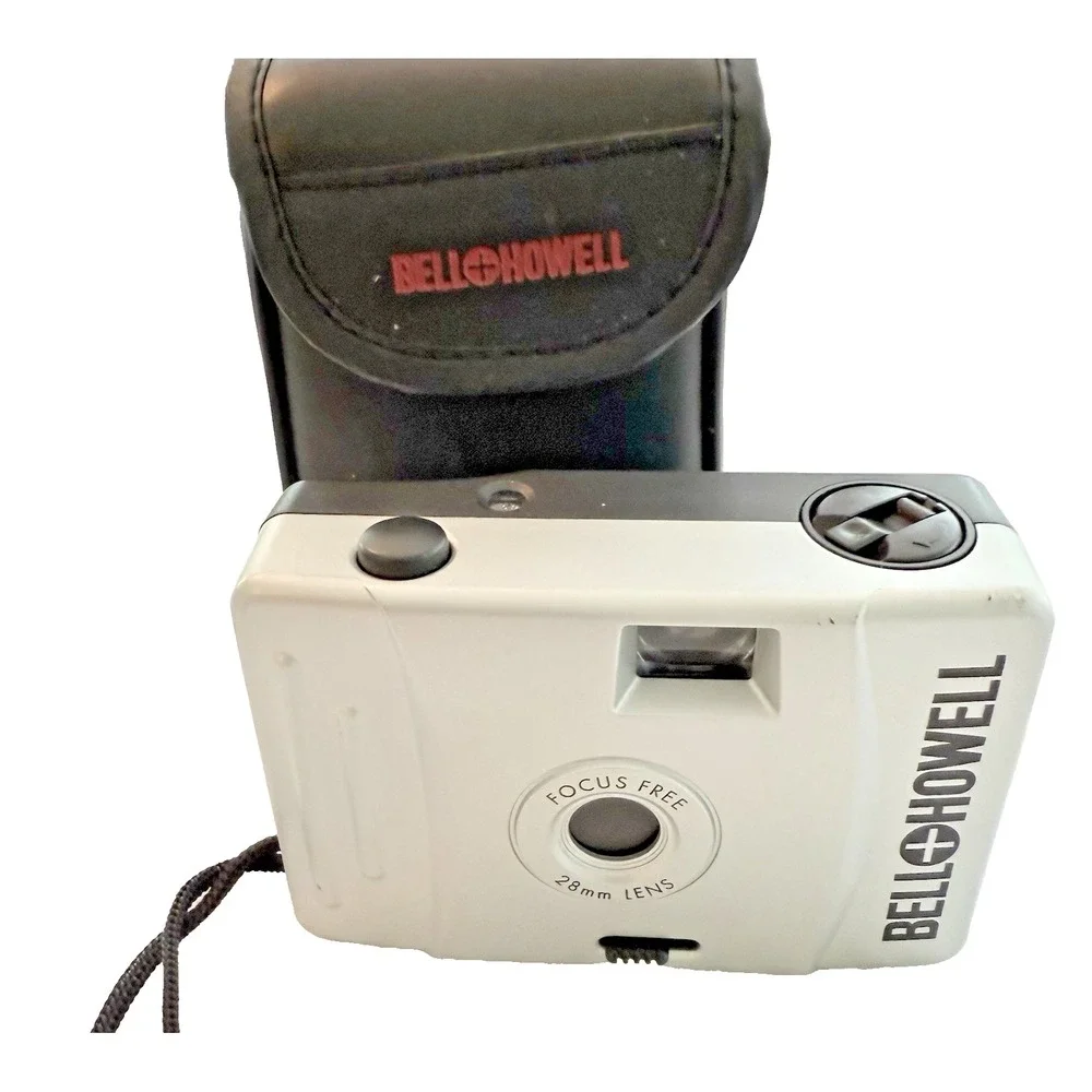 Vintage Bell And Howell Focus Free 28 mm Vintage Camera With Case Compact 35MM